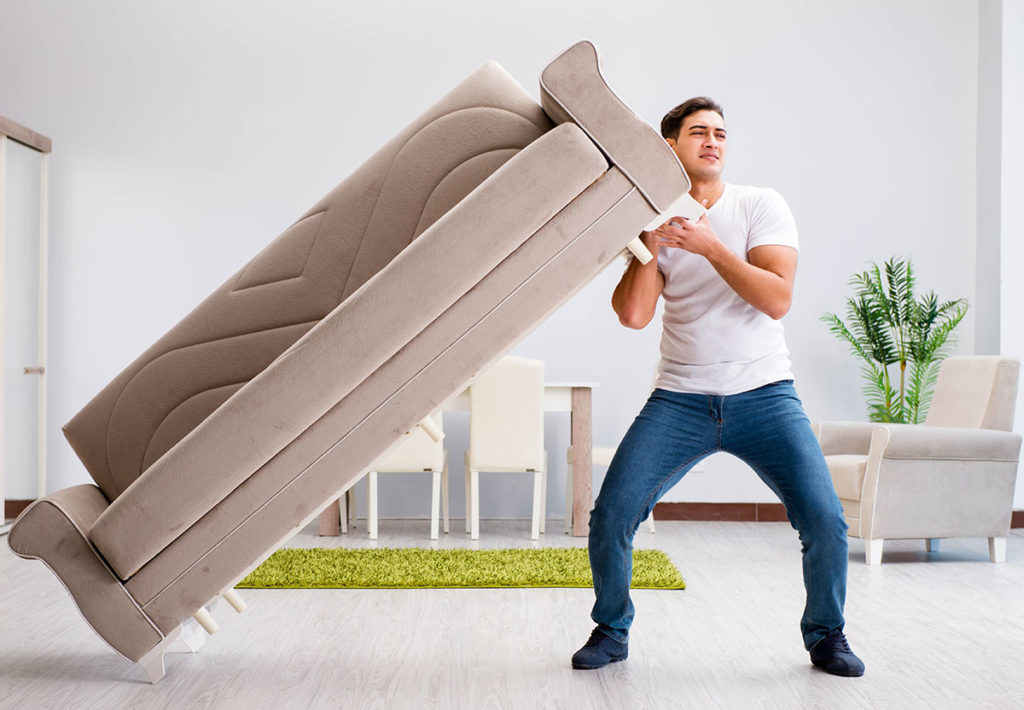 Déplacer un meuble tout seul : 4 astuces pratiques