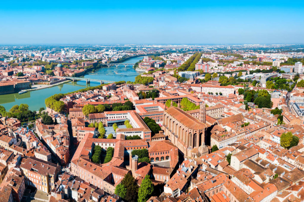 Vue de haut de la ville de Toulouse